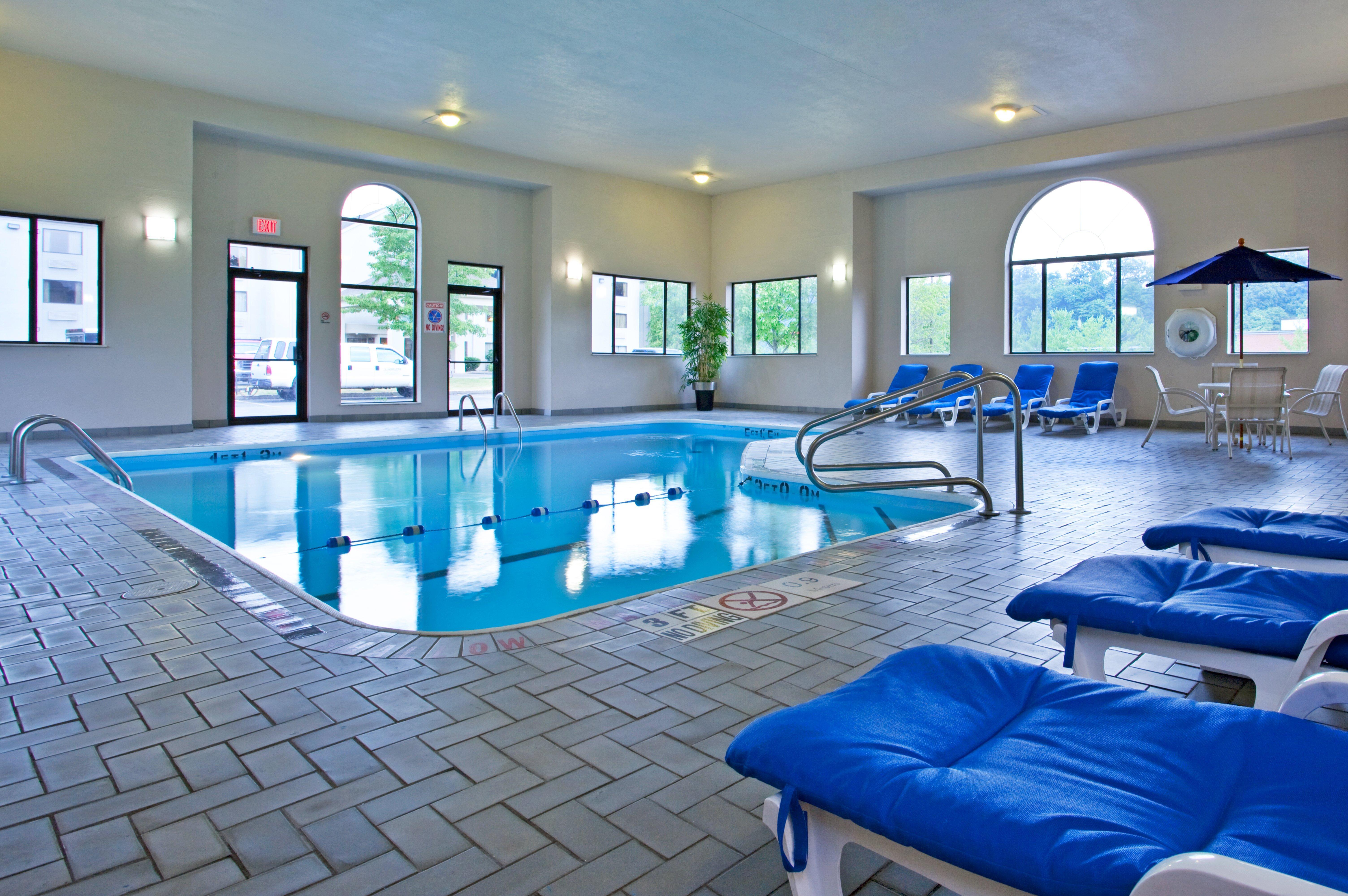 Holiday Inn Express Hotel Pittsburgh-North/Harmarville By Ihg Εξωτερικό φωτογραφία